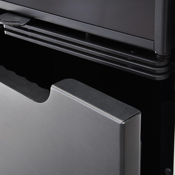 Kaminofen Rizzoli - Serie X Art - Basic - 7,7 kW - Keramikverkleidung