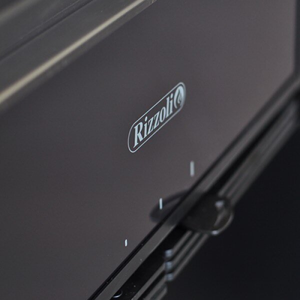 Kaminofen Rizzoli - Serie X Art - Chef - 7,7 kW - Keramikverkleidung