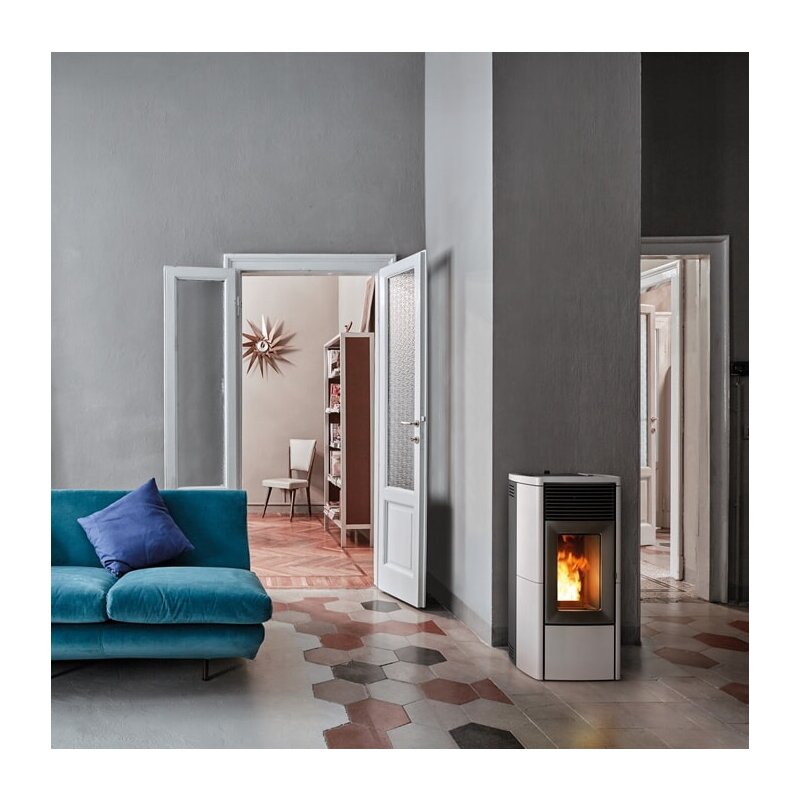 Pelletofen MCZ STAR Air 8 R M3 (Anschluss hinten) - Maestro+ - 8 kW