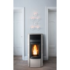 Pelletofen MCZ SUITE Comfort Air Matic 12 CORE R (Anschluss hinten) kanalisierbar - Maestro+ - 12 KW