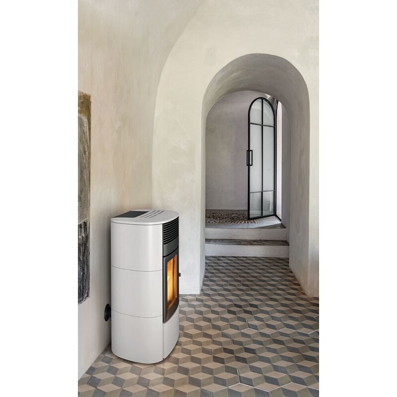 Pelletofen MCZ CLUB Comfort Air Matic 14 CORE R (Anschluss hinten) kanalisierbar - Maestro+ - 14 KW