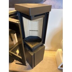 Kaminofen SCAN 80-2 - Sockel mit Tür - 6 kW - Schwarz - AUSSTELLUNGSSTÜCK